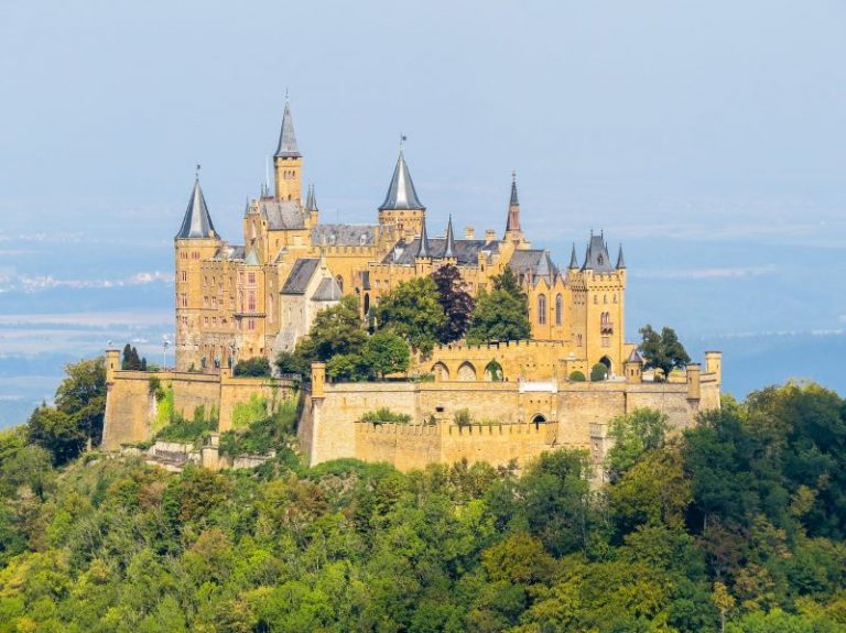 10 Best Castles in Germany That You Must Visit - The Travelling Pinoys